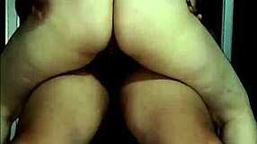 Vecina Culona Espera A Que Mi Mujer Se Vaya Para Venir A Llenarle El Co�o De Leche Pov