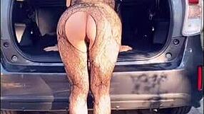 Flashing Naughty Snaps During Sexchallenge With Milf