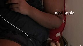 Ehi, guarda questa troia asiatica sexy adesso