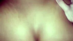 fudendo novinha rabuda de 19 anos