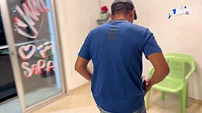 I seduced the pizza guy and got all his cum!