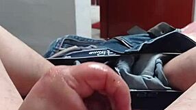 Hey, wanna join me for a relaxing masturbation session after this massage?