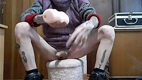 Melvincoficial, vroča španska gej solo akcija na rolerjih, drka na trdo! 🔥