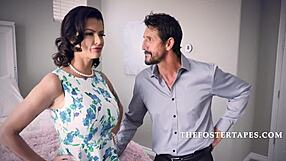 Evlatlık Kızlar Seks Oyuncaklarına Rastlayıp Çılgın Değişimler Başlatıyor