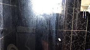 Novinho sneaks into the bathroom to nail his friend's hot blonde aunt