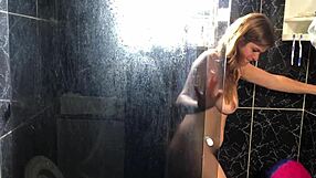 Novinho sneaks into the bathroom to nail his friend's hot blonde aunt