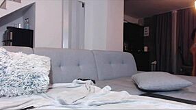 Pregnant Gabriela on Webcam