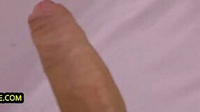 stunning babe twerks big cakes on long cock