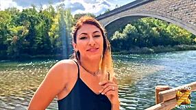 Joder, a Stella le encanta chuparla y que se la metan por el culo.