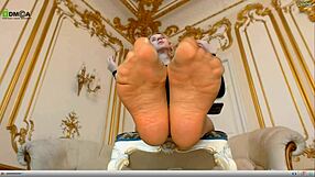 Blonde in pantyhose shows off nylon soles