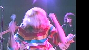 Hey, check this blonde legend Lois Ayres shaking her ass on stage!