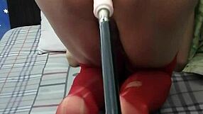 人妖Yiyi肛门机器猛插尖叫！