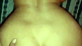 Indian Girl So Horny at Hotel in Midnight, Watch Her Now!