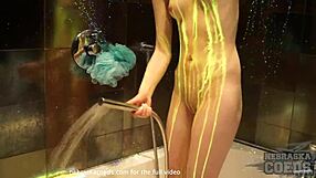 i do glowstick experiment with areana fox backstage