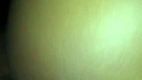 Xvidos with shaved hairless pussy