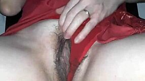 Woman Removes Lingerie for Pussy Sucking and Eating