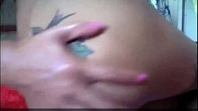 LATINA ANAL PLAY on WEBCAM