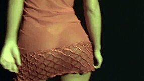 thaina perez stuns with an incredible strip-tease for sex4u com