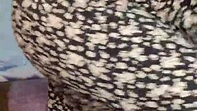 Teen Webcam Dancing Reggaeton Mix