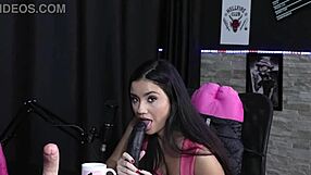 gostosa karen gonçalves mostra boquete quente nos brinquedinhos