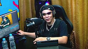 Flora VIP Strips Tits Out on Podcast, Ruan Flashes Cock in Shock