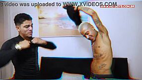 botei meu amigo pra mamar meu pau grande e tatuado