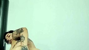 i try my first glass dildo