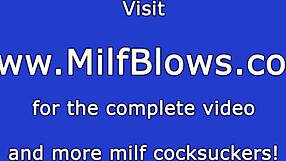 Cette Milf Classy Peut-Elle Gober la Bite du Nerd en Bavant?