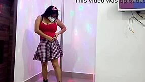 student sends sexy video to professor for better grades 😏