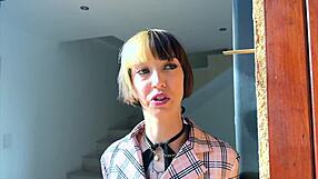 Uhh, erstes Anal fickt so weh!