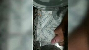 Agencia Sexo Cine's 100 Delicious Cumshots
