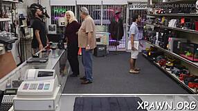 Sexy Amateur Spreads Wet Cunt for Fucking