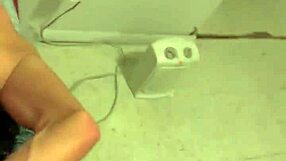 Viejo de 40 se coje a joven de 20 de culo rosita