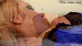 Nikki Benz Finger Session