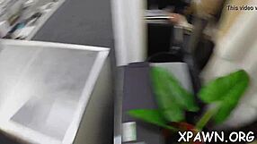 Sexy Amateur Spreads Wet Cunt for Fucking