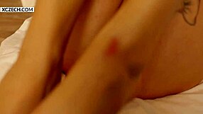 watch this dirty dancing teen masturbate solo