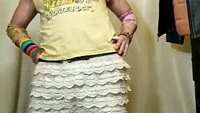 Watch this sexy gay dancefloor workout turn hardcore