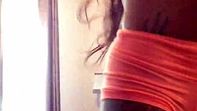 Ebony Twerks Fat Cameltoe Pussy!