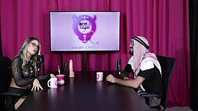 i enjoy romantic moments with swingers in lingerie