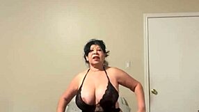 Discover The Thrills Of This Hot Pussy Cum Play