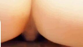 Amateur teen with big ass gets cumshot.