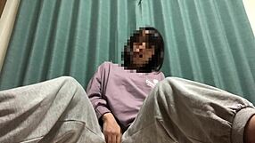 Asian Amateur Shows Off Her Sloppy Masturbation in Intriguing Display