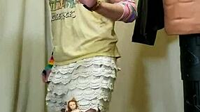 Watch this sexy gay dancefloor workout turn hardcore