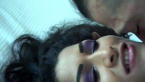 देसी धाबी ने बॉयफ्रेंड को पैशनेट लव के साथ एमएमएस में लुभाया