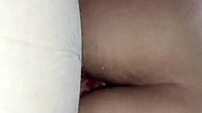 me encanta sacarle la leche y que me folle bien profundo cada vez.