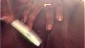 Hammasharja saa ebonyn bbw:n märän pillun suihkimaan pov!