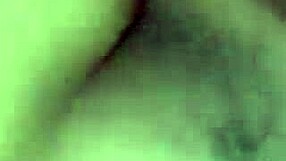 me encanta sacarle la leche y que me folle bien profundo cada vez.