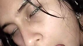 me encanta sacarle la leche y que me folle bien profundo cada vez.