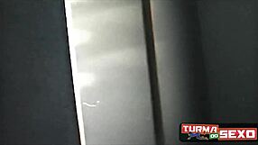 frotinha gives anal in abandoned building