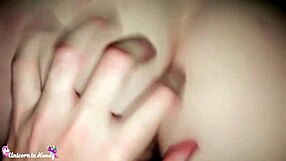 สาวเซ็กซี่น้ำแตกหนักท่าหมาในคอลเลจ